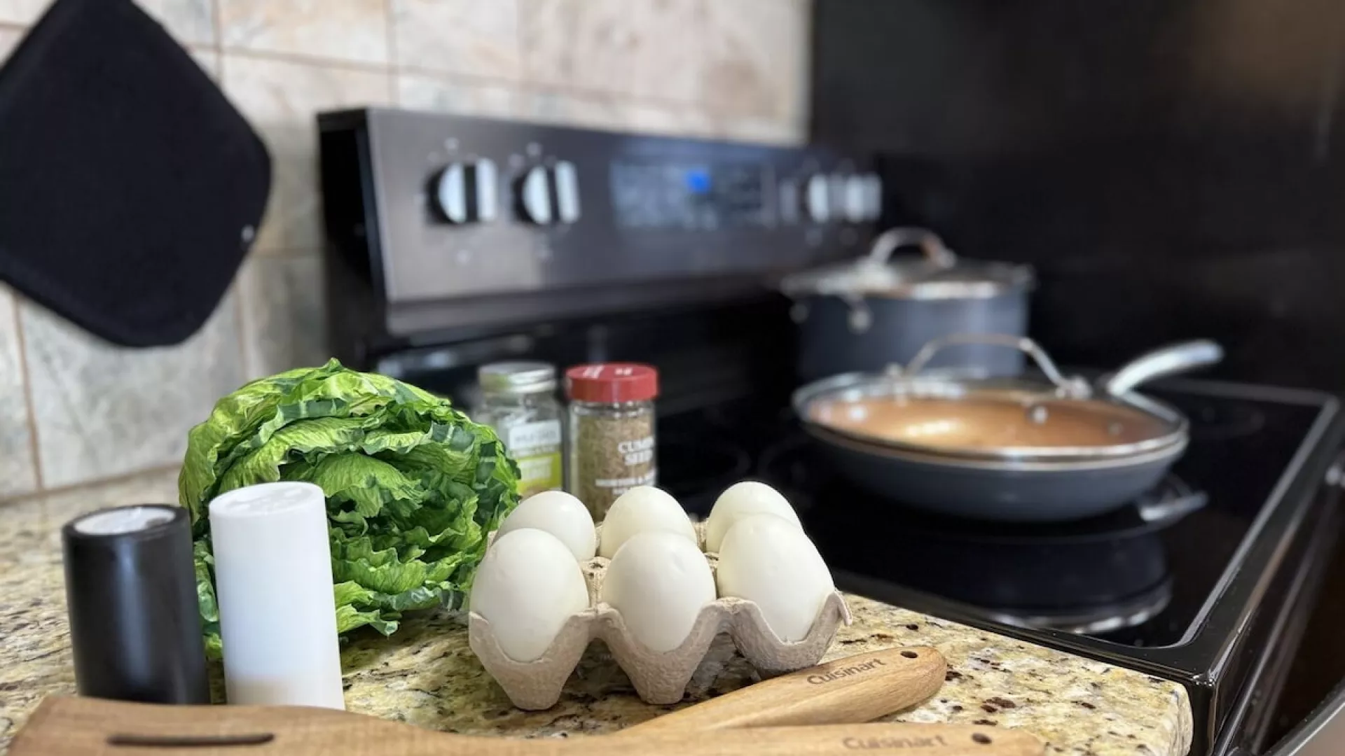 Make delicious meals in the kitchen during your stay.