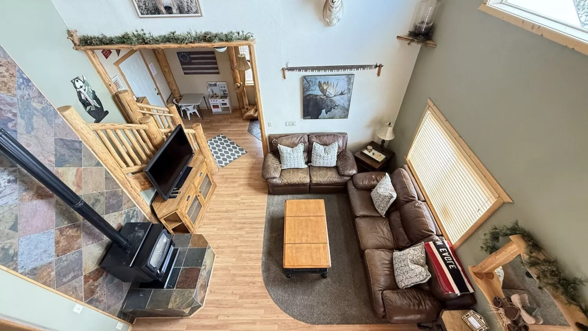 Decor placed throughout the cabin of the aesthetic of nature surrounding you here.