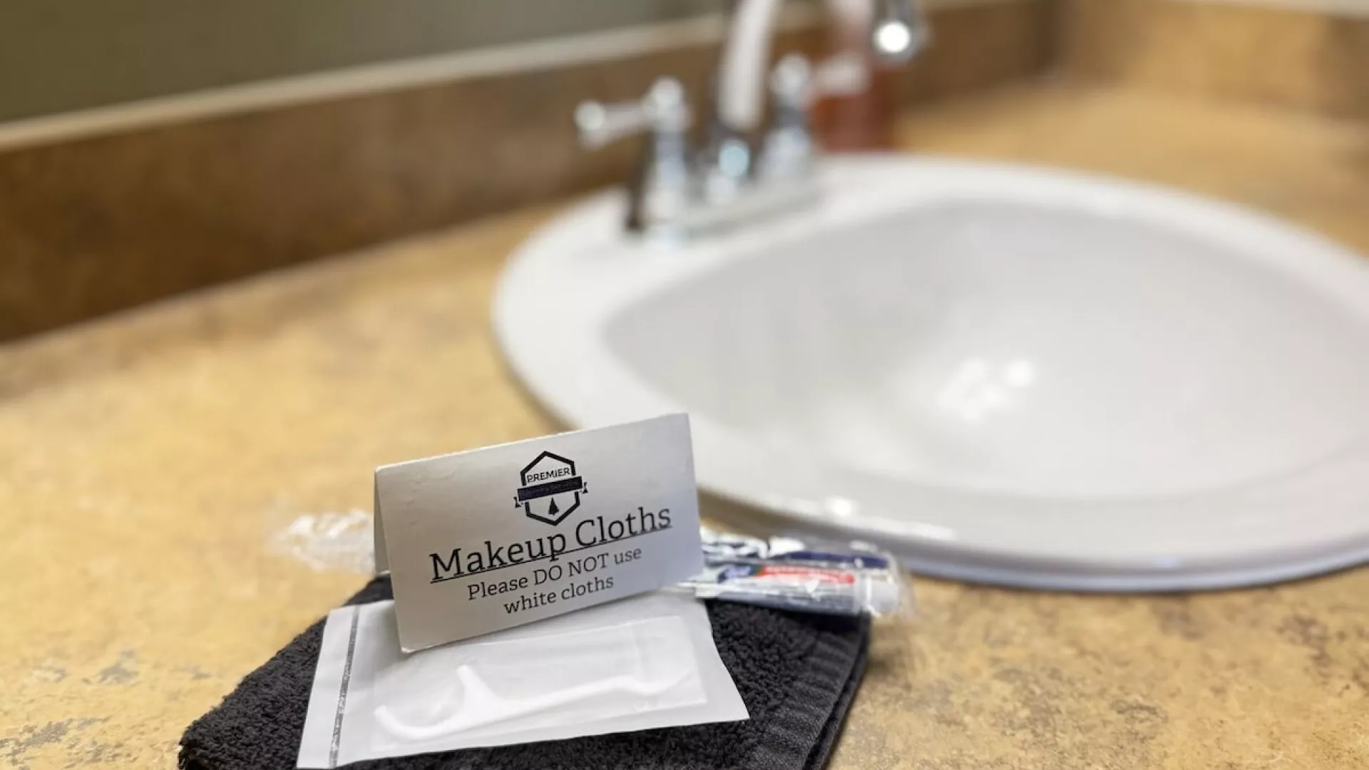 Makeup cloths and essentials kit
