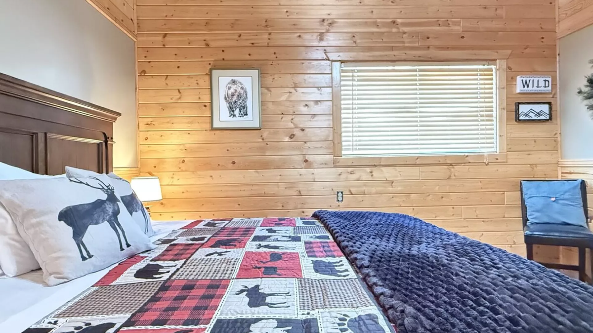 Enjoy the natural light from the window.