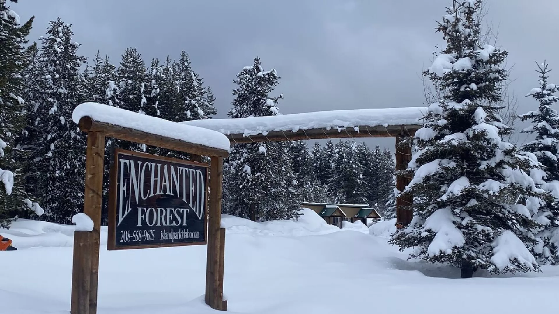 Welcome to Yellowstone Lux that is open year round.
