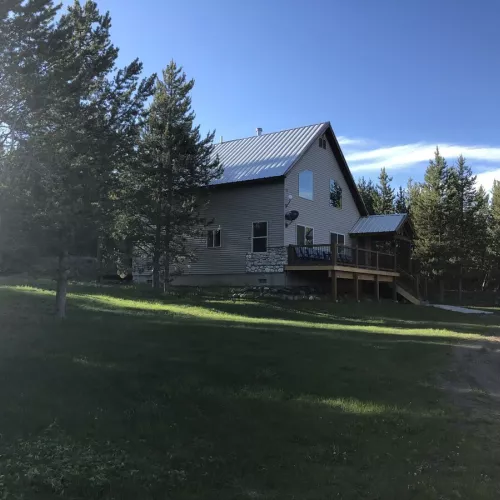 Bear Creek Inn is nestled in the beautiful pine trees.
