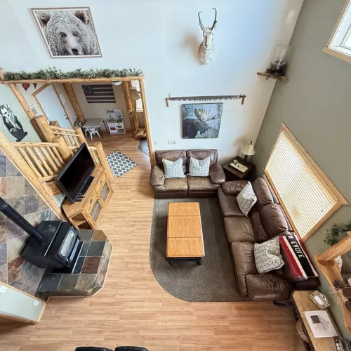Decor placed throughout the cabin of the aesthetic of nature surrounding you here.