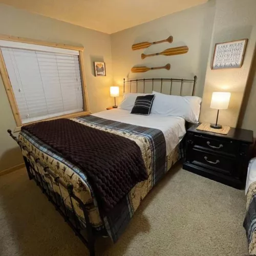 19 Guests | Hot Tub | Fire Pit | 32 Miles YNP