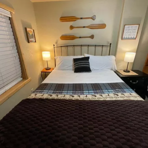 19 Guests | Hot Tub | Fire Pit | 32 Miles YNP