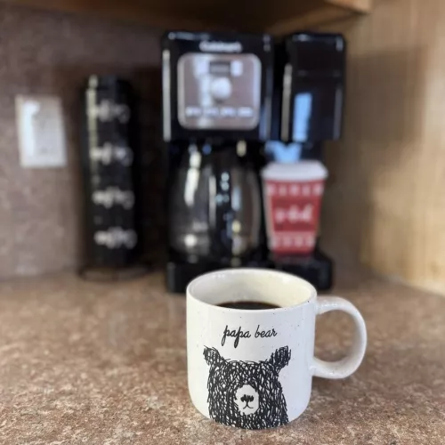 Enjoy a nice cup of coffee in the morning with the coffee bar located in the cabin.