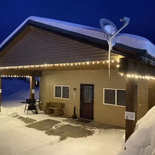 Beautiful lights to illuminate the cabin at night.
